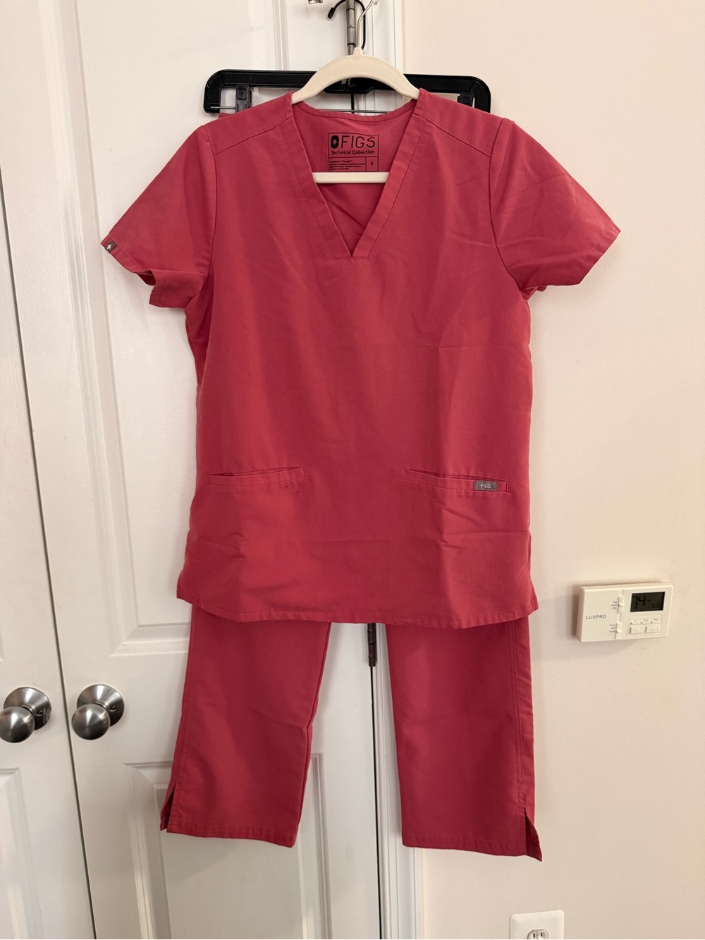 Figs Women's Two-Piece Scrub Set in Rose